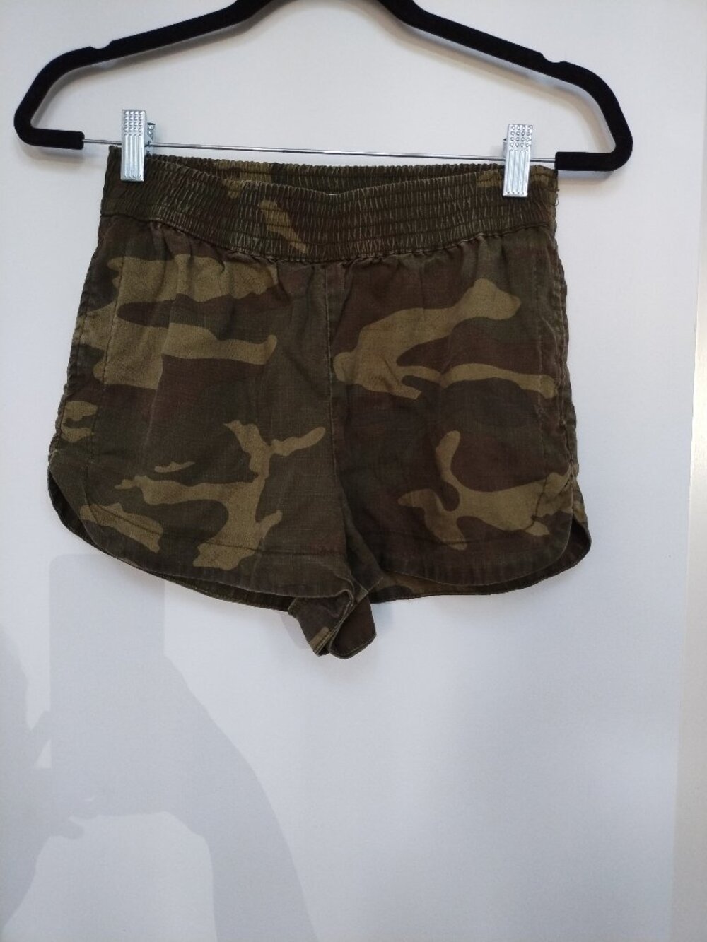 TNA camo shorts with pockets